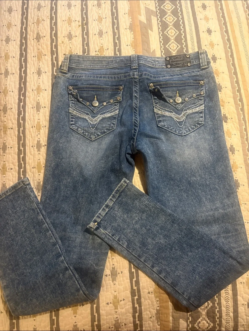 BNWOT Harley-Davidson Blue Denim Ankle Jegging Jeans w/Rhinestone Flap Pockets - Picture 1 of 4